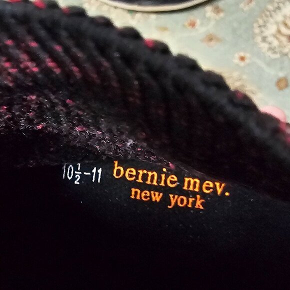 Bernie Mev Black Maroon Pullon Lug Sole Sock Bootie Size 10.5 - Picture 11 of 13